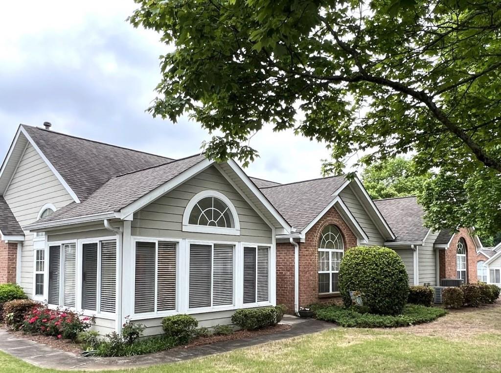25105 Harvest Ridge Ln., Johns Creek, GA 30022