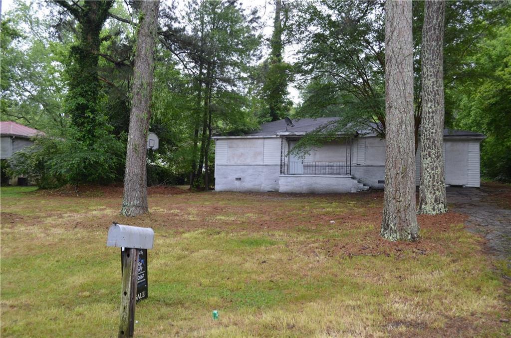 981 Dale Dr., Mableton, GA 30126