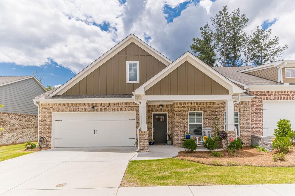 1584 Long Shadow Ln., Snellville, GA 30078