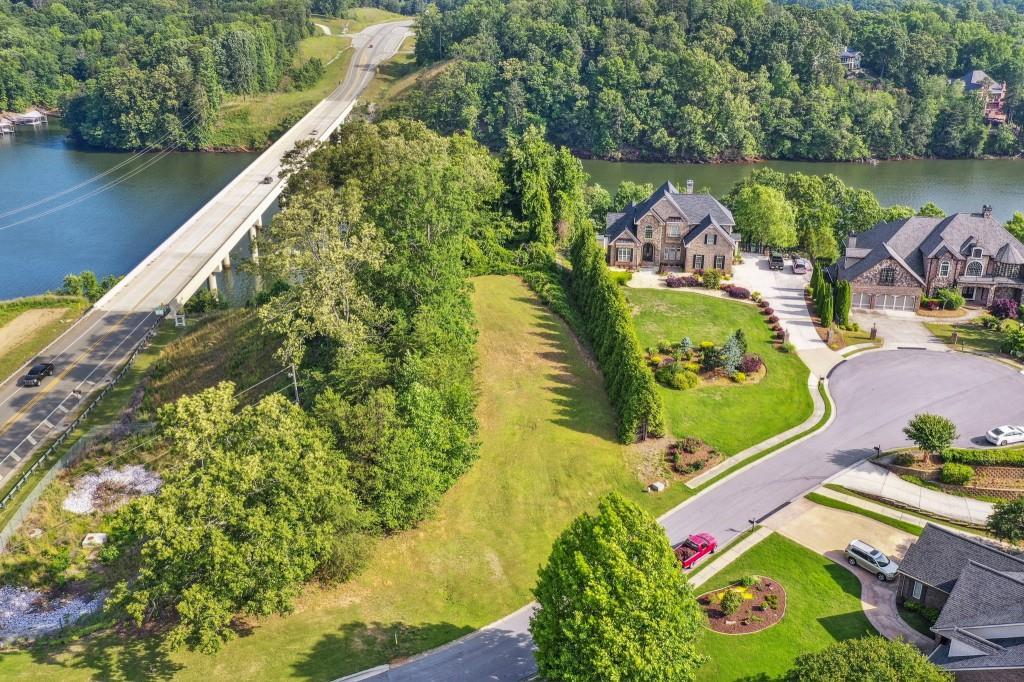 1957 River View Dr., Gainesville, GA 30501