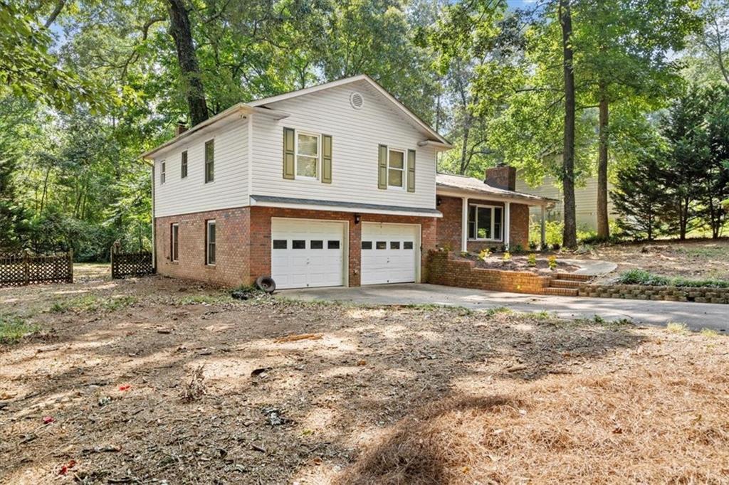 2435 Pittman Cir., Cumming, GA 30040