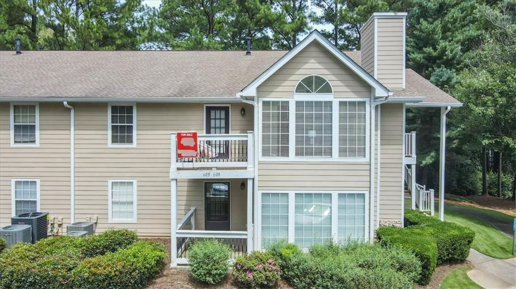 608 Berkeley Woods Dr., Duluth, GA 30096