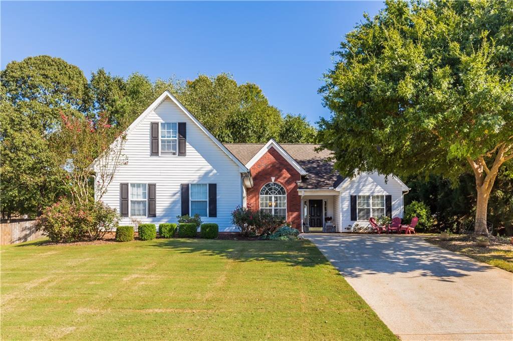 4603 Devencrest Ln., Buford, GA 30519