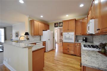 953 Autumn Blaze Ln., Lawrenceville, GA 30045