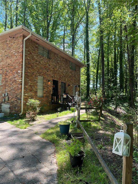 6481 Raymond Dr., Union City, GA 30291