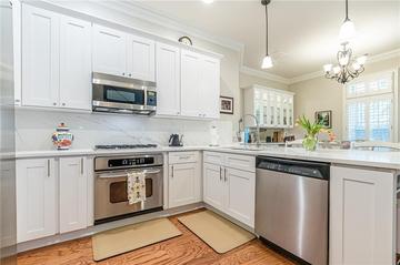 6126 Narcissa Pl., Johns Creek, GA 30097