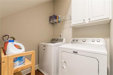 6126 Narcissa Pl., Johns Creek, GA 30097