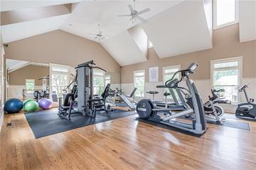 6126 Narcissa Pl., Johns Creek, GA 30097