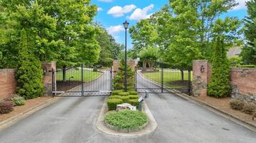 125 Roxbury Row, Milton, GA 30004