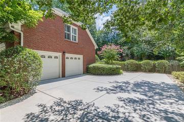 4134 Poplar Bluff Ct., Peachtree Corners, GA 30092