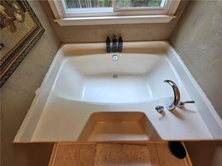 1065 Burning Bush Dr., Loganville, GA 30052