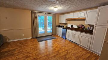 1065 Burning Bush Dr., Loganville, GA 30052