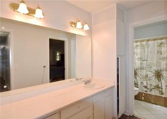 3987 Devonshire Dr., Marietta, GA 30066