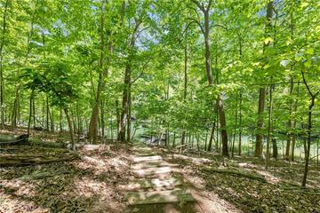 6137 White Oak Dr., Flowery Branch, GA 30542