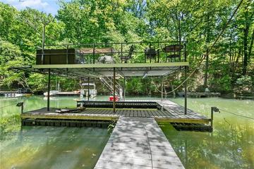 6137 White Oak Dr., Flowery Branch, GA 30542