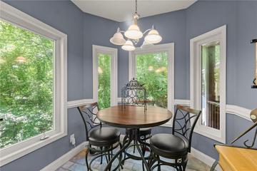 6137 White Oak Dr., Flowery Branch, GA 30542