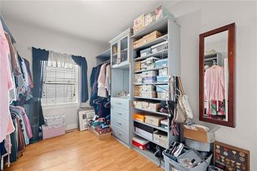 6137 White Oak Dr., Flowery Branch, GA 30542