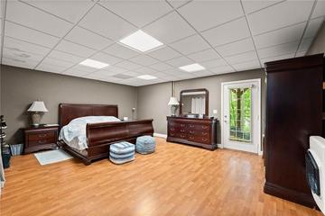 6137 White Oak Dr., Flowery Branch, GA 30542