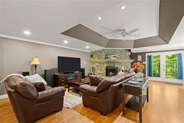 6137 White Oak Dr., Flowery Branch, GA 30542