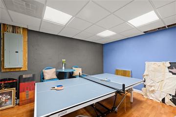 6137 White Oak Dr., Flowery Branch, GA 30542