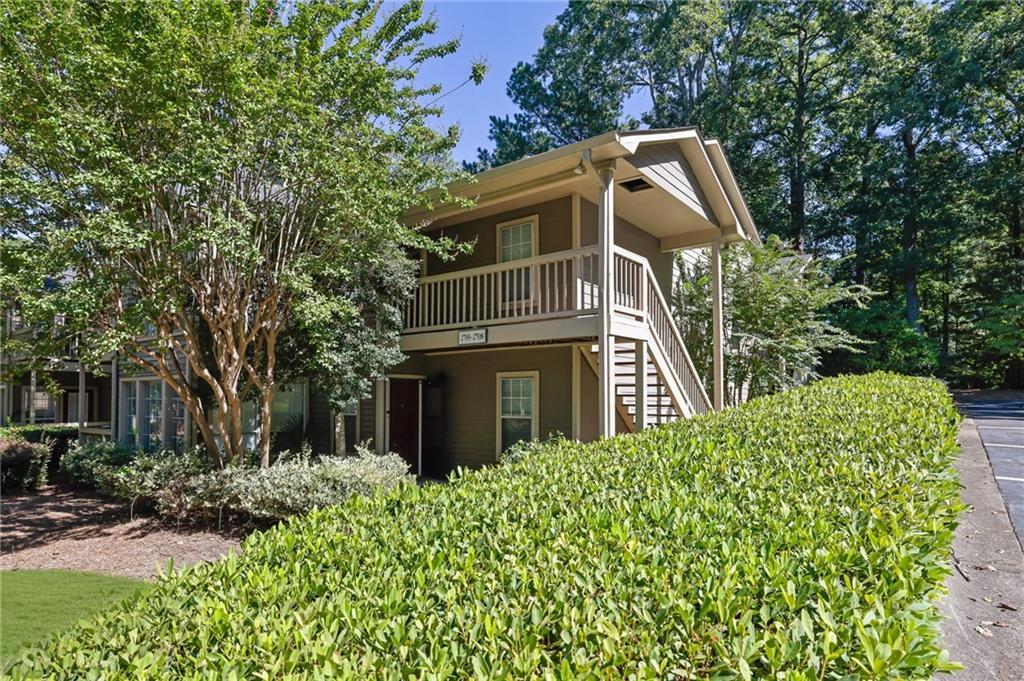 2707 Country Park Dr., Smyrna, GA 30080