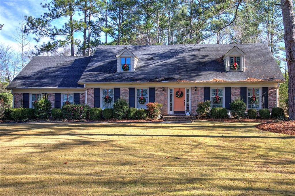 96 Highland Dr., West Point, GA 31833