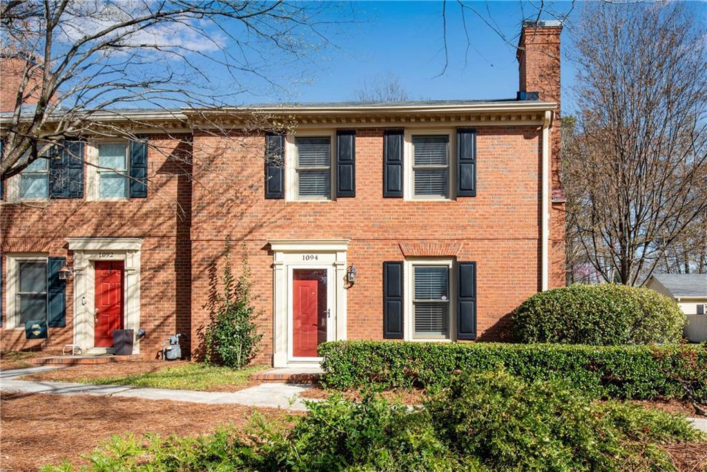 1094 Old Roswell Rd., Roswell, GA 30076