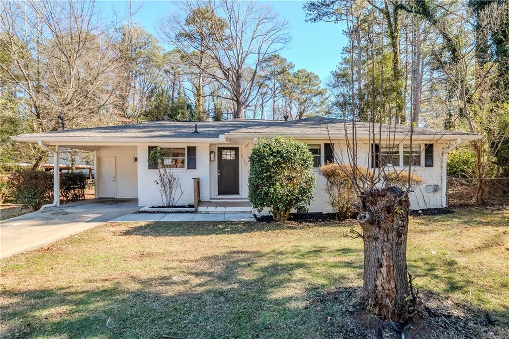 2756 Plantation Dr., East Point, GA 30344