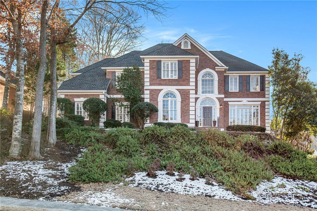 425 Abbeywood Dr., Roswell, GA 30075