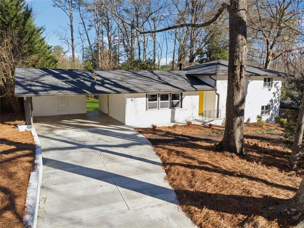 3048 Charlbury Pl., Avondale Estates, GA 30002