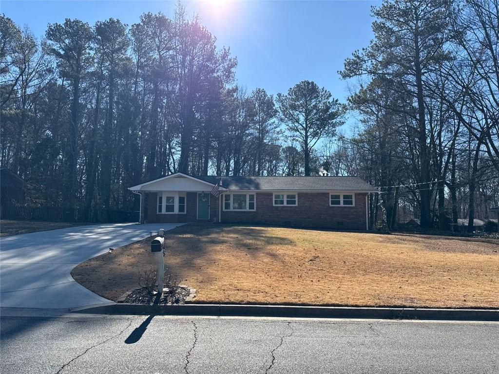 2005 Dobbins Dr., Kennesaw, GA 30144