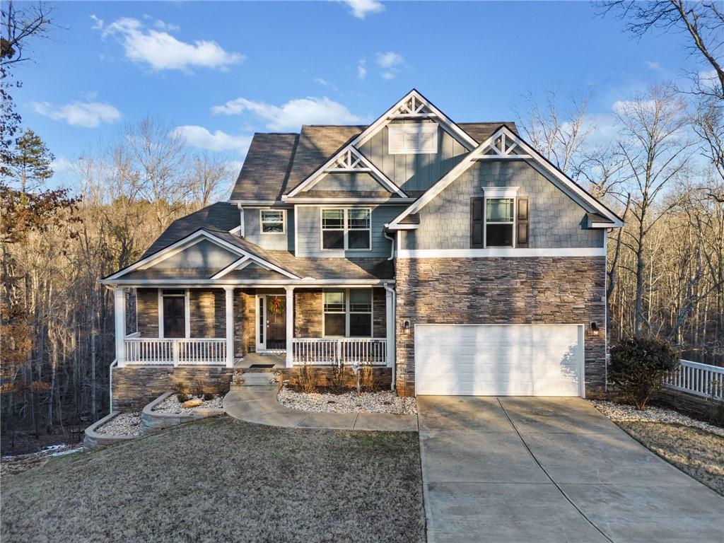 9475 Dunmoore Dr., Cumming, GA 30028