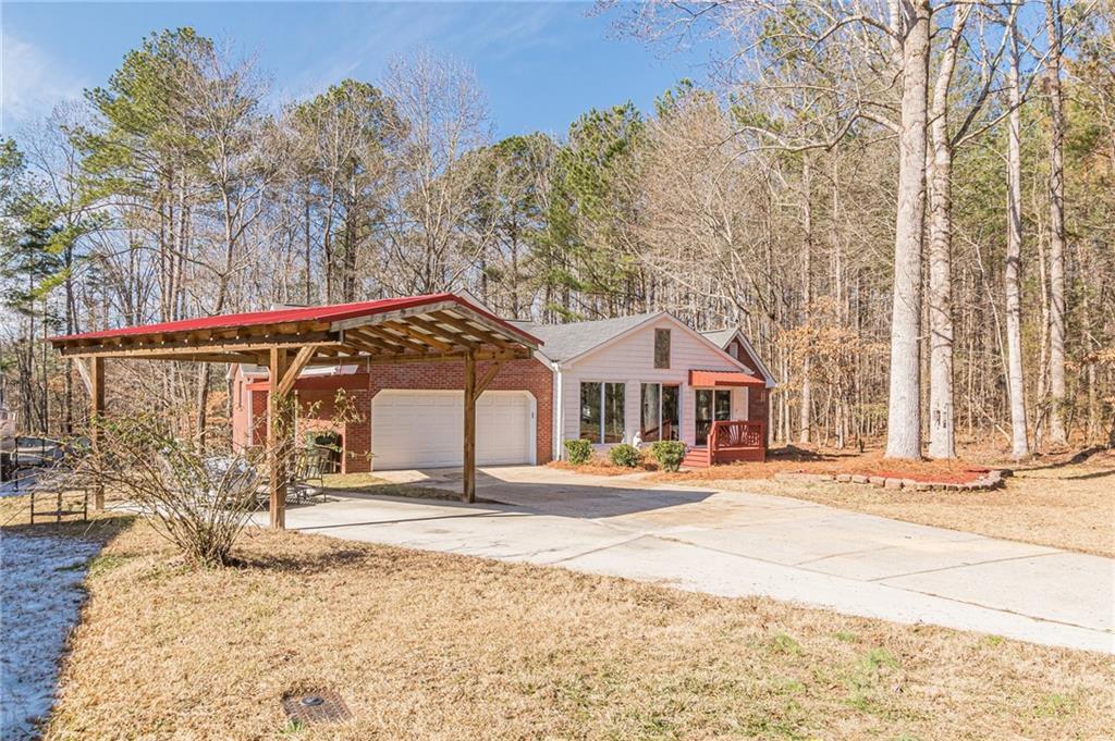 1077 Coach Bobby Dodd Rd., Dallas, GA 30132