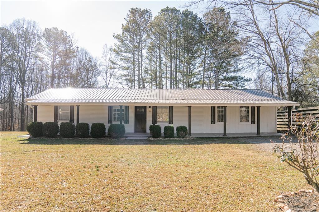 39 Lake Dr., Bowdon, GA 30108