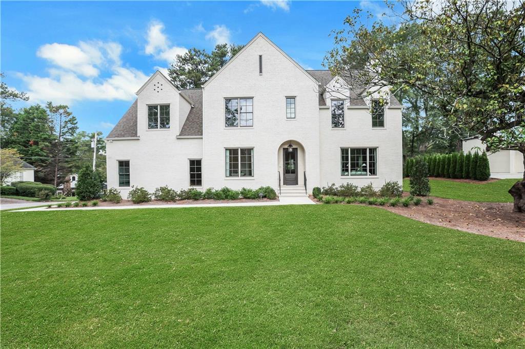 3227 Ivanhoe Dr., Atlanta, GA 30327