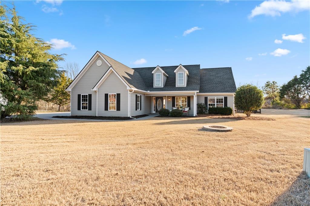 134 Freeland Farm Dr., Dawsonville, GA 30534