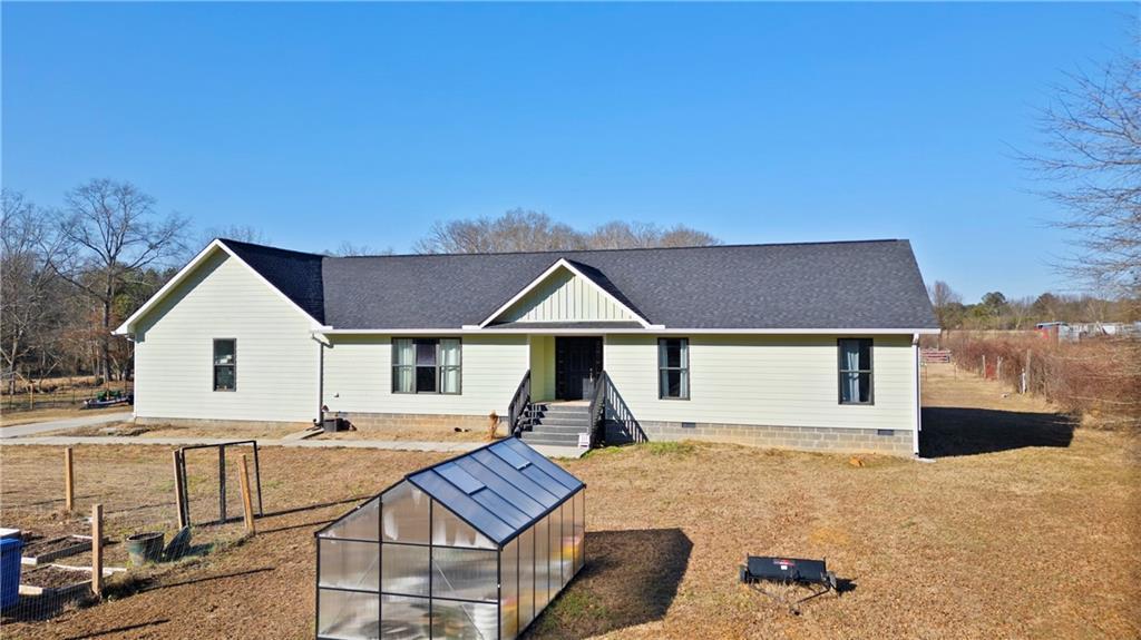 481 Fairview Rd., Calhoun, GA 30701