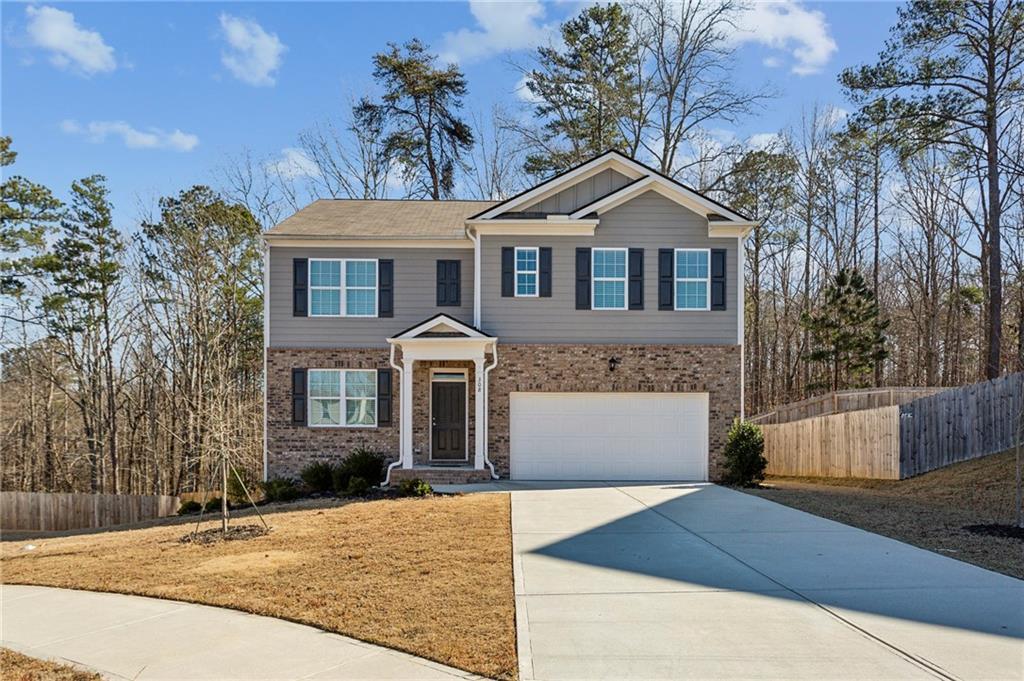 308 Deer Run Dr., Dallas, GA 30132
