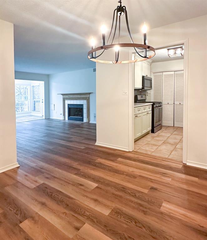 305 Berkeley Woods Dr., Duluth, GA 30096