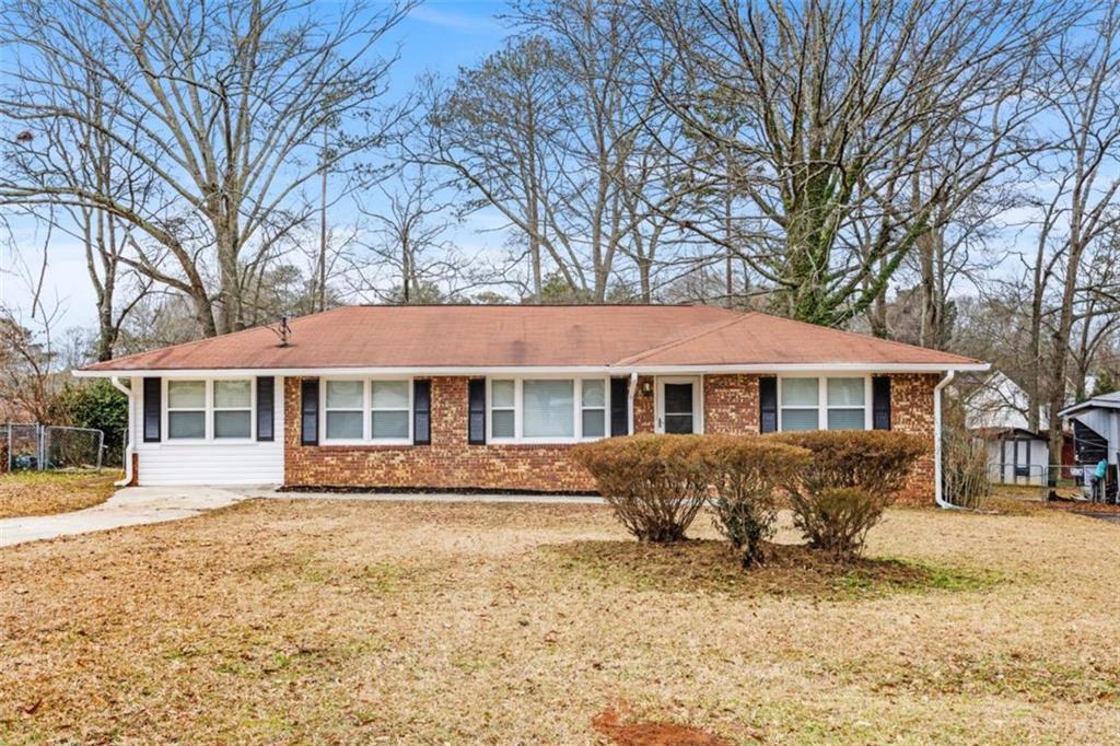 132 Arnold Pl., Jonesboro, GA 30236
