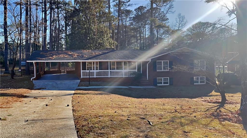 2644 Mayflower Rd., Atlanta, GA 30337