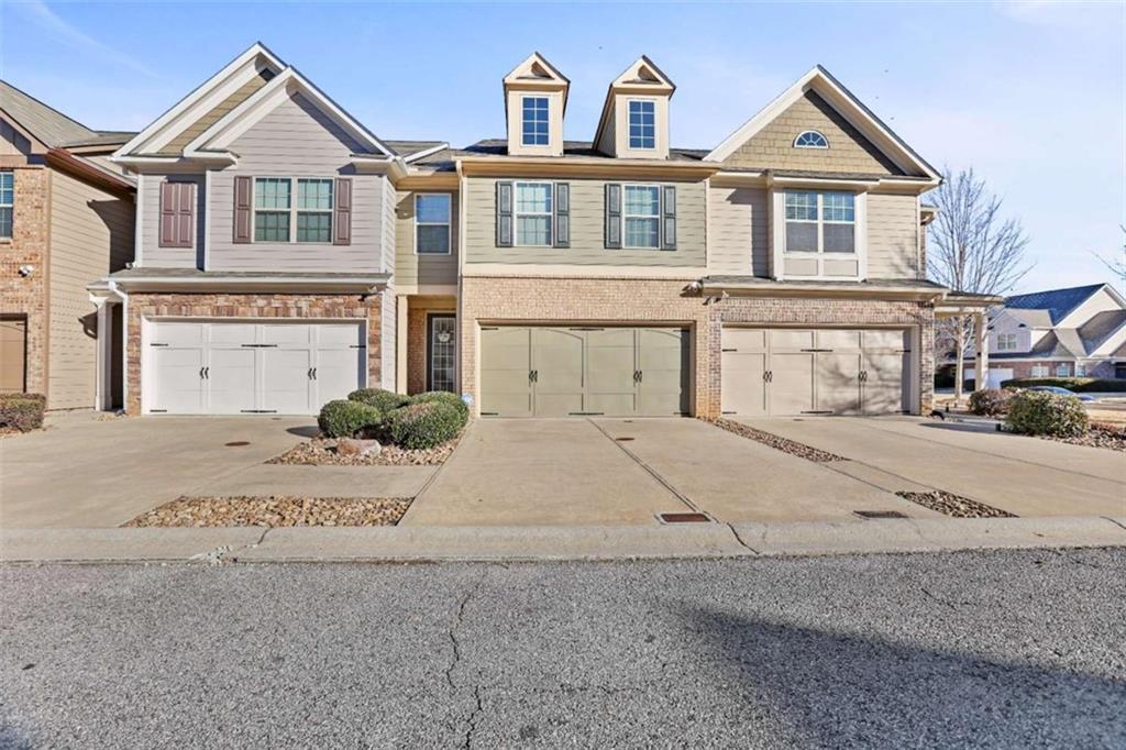 4004 Princeton Lakes Pass, Atlanta, GA 30331