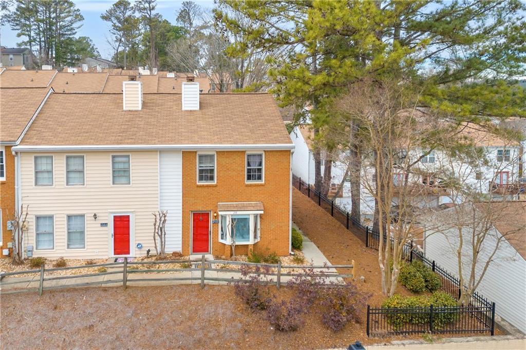 207 Holcomb Ferry Rd., Roswell, GA 30076