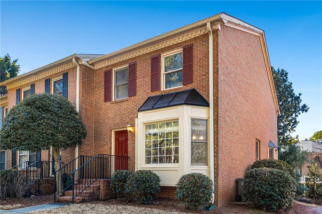 2027 Raleigh Tavern Dr., Roswell, GA 30076