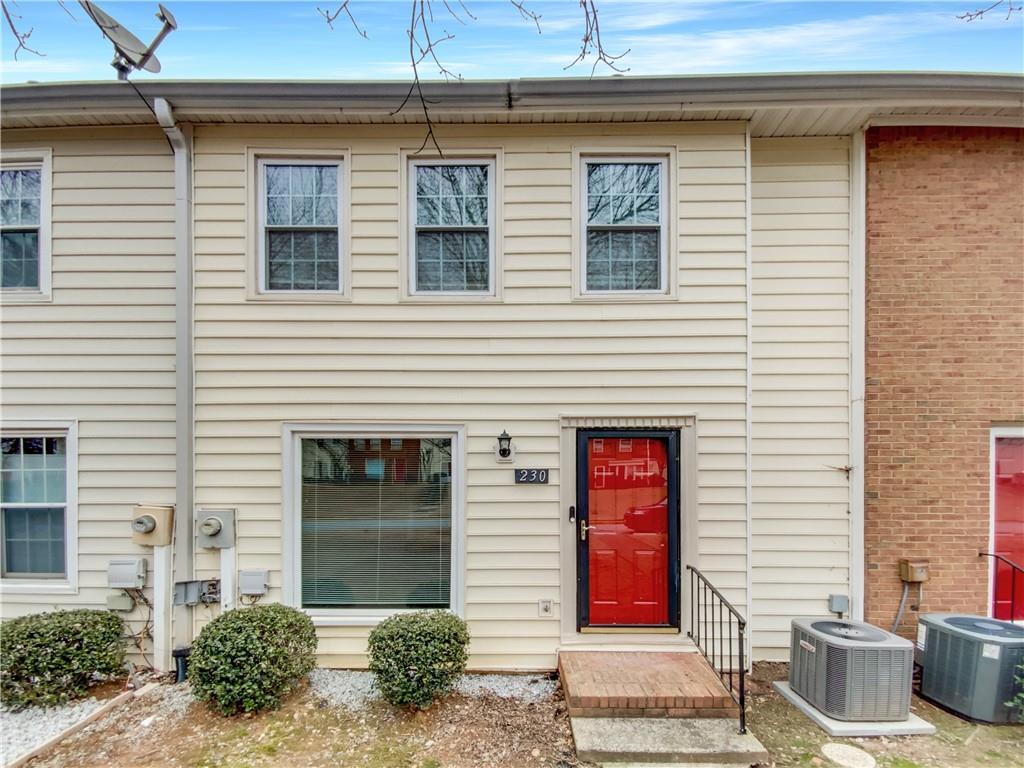 230 High Creek Dr., Roswell, GA 30076