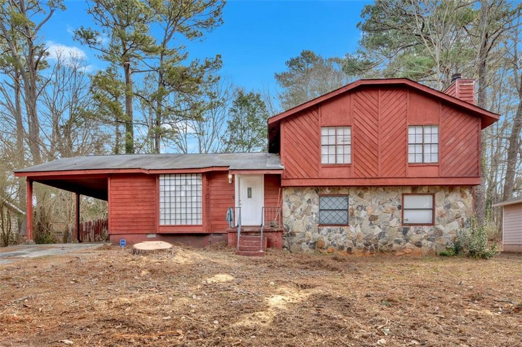 9176 Greenwood Dr., Jonesboro, GA 30238