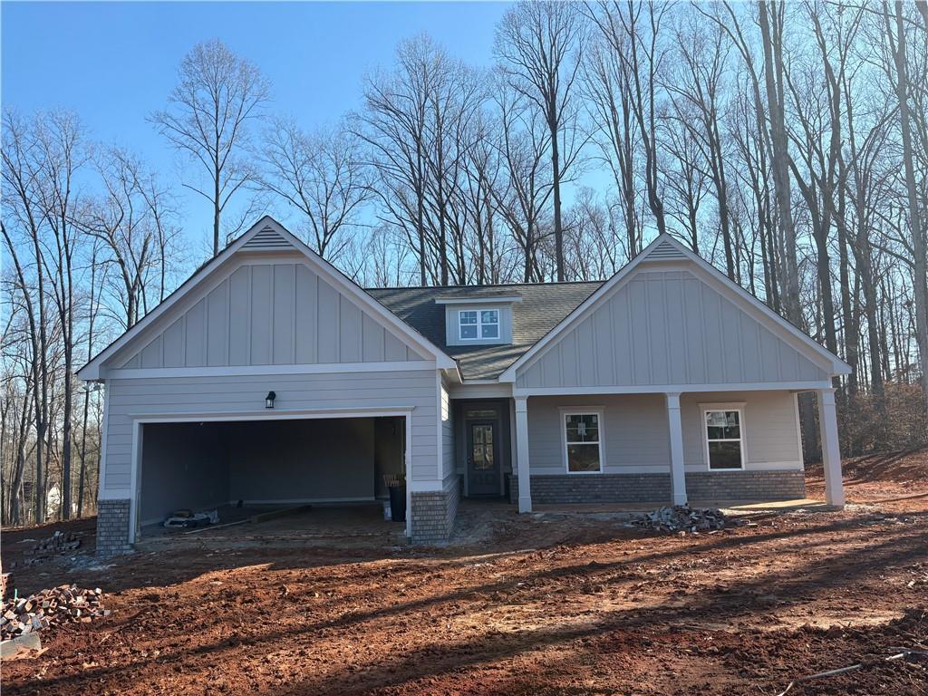 124 Mountain Creek Ln., Maysville, GA 30558