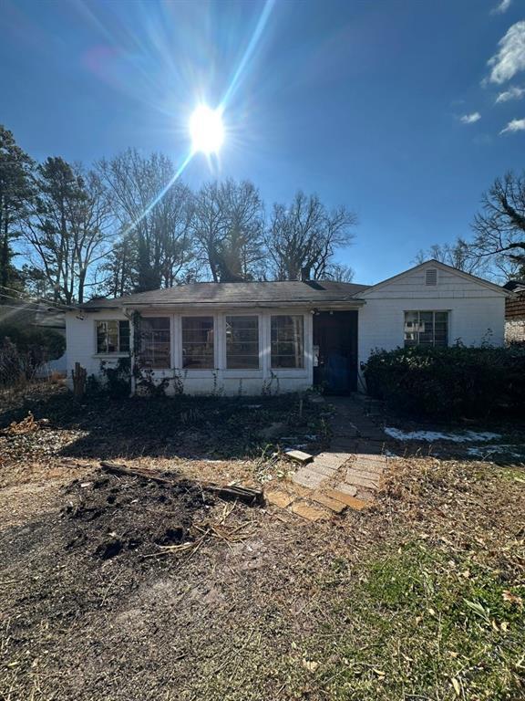 2104 Cascade Rd., Atlanta, GA 30311