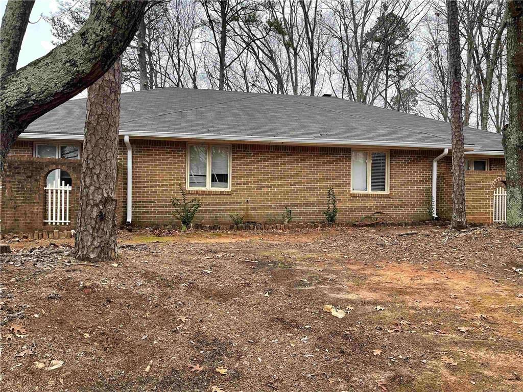 2585 Golfview Ter., Conyers, GA 30013