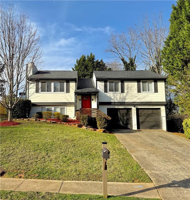 1230 Worthington Hills Dr., Roswell, GA 30076